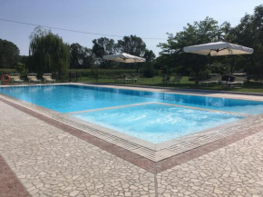  Agriturismo La Cascinetta  Пиеве Ди Ченто